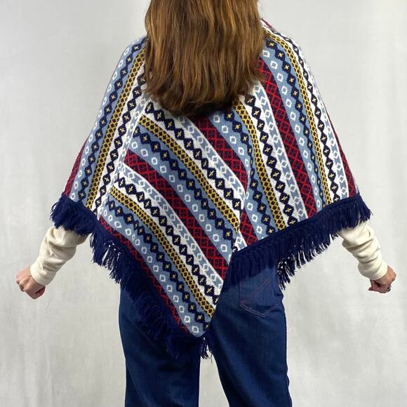 Vintage Knit Southwest Pattern Asymmetrical Sweater Poncho With Fringe Sz Small - Picture 2 of 8